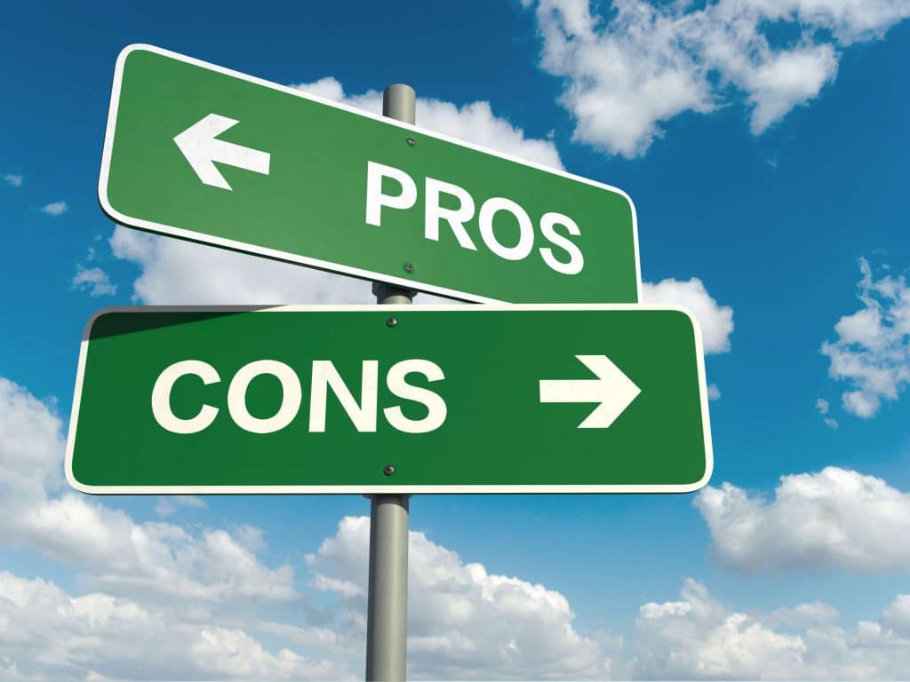 image of pros and cons signs in opposite directions